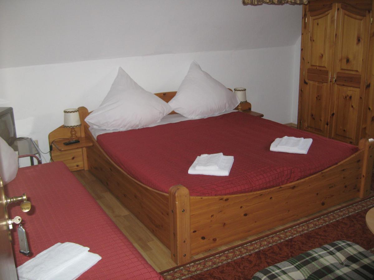 Syrtaki Bei Nikos Hotel Schopfloch Luaran gambar